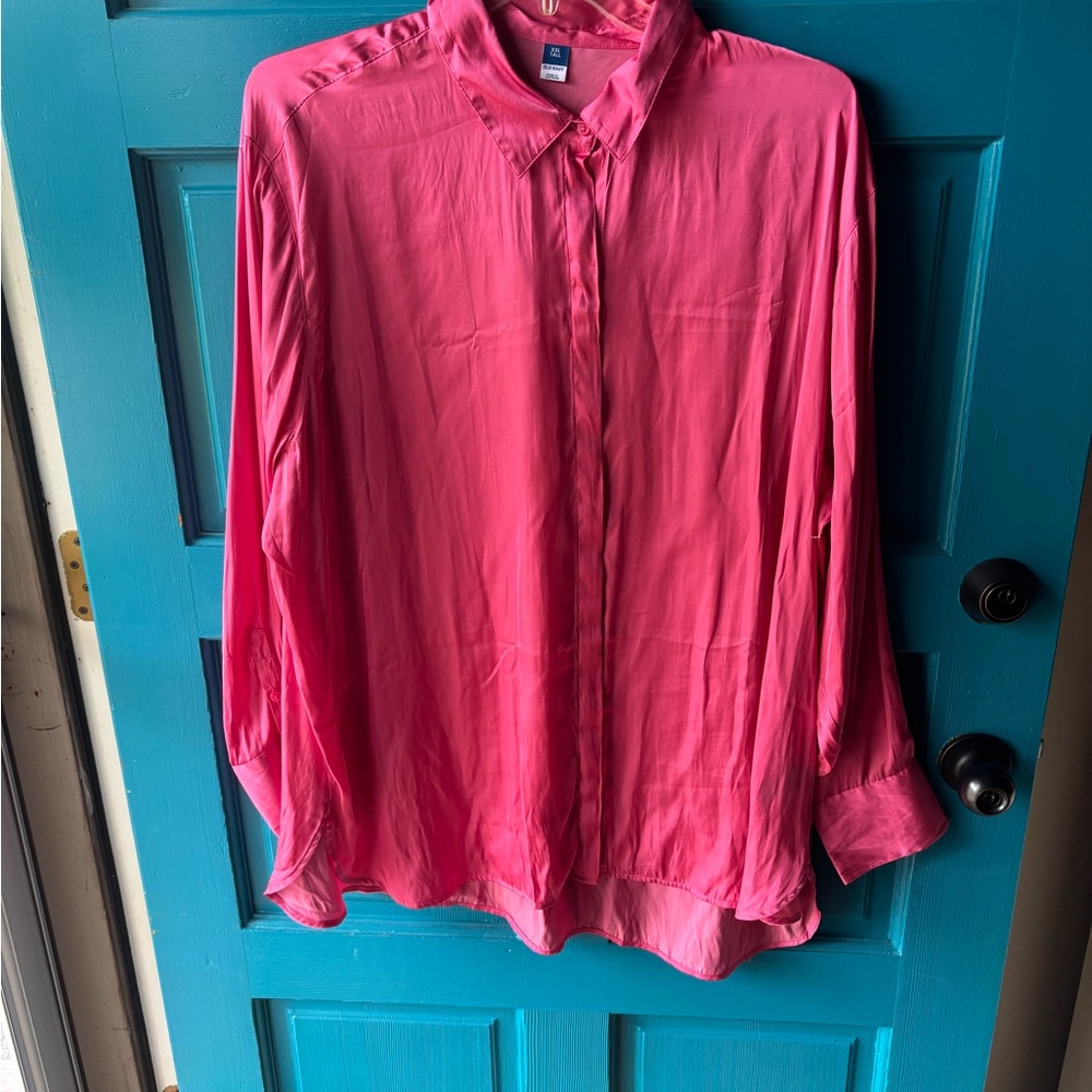 Old Navy Fuchsia Button-Up Shirt